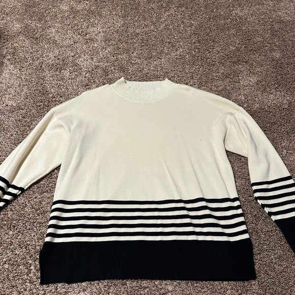 MOCK NECK SWEATER - Picture 1 of 4